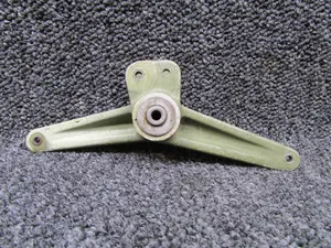 108-1142204-1 Stinson 108-3 Aileron Bellcrank Assembly RH